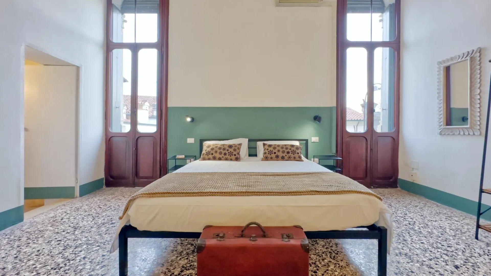 Basilica Palladiana Central & Cozy Apartment! Vicenza 0*,  Italy