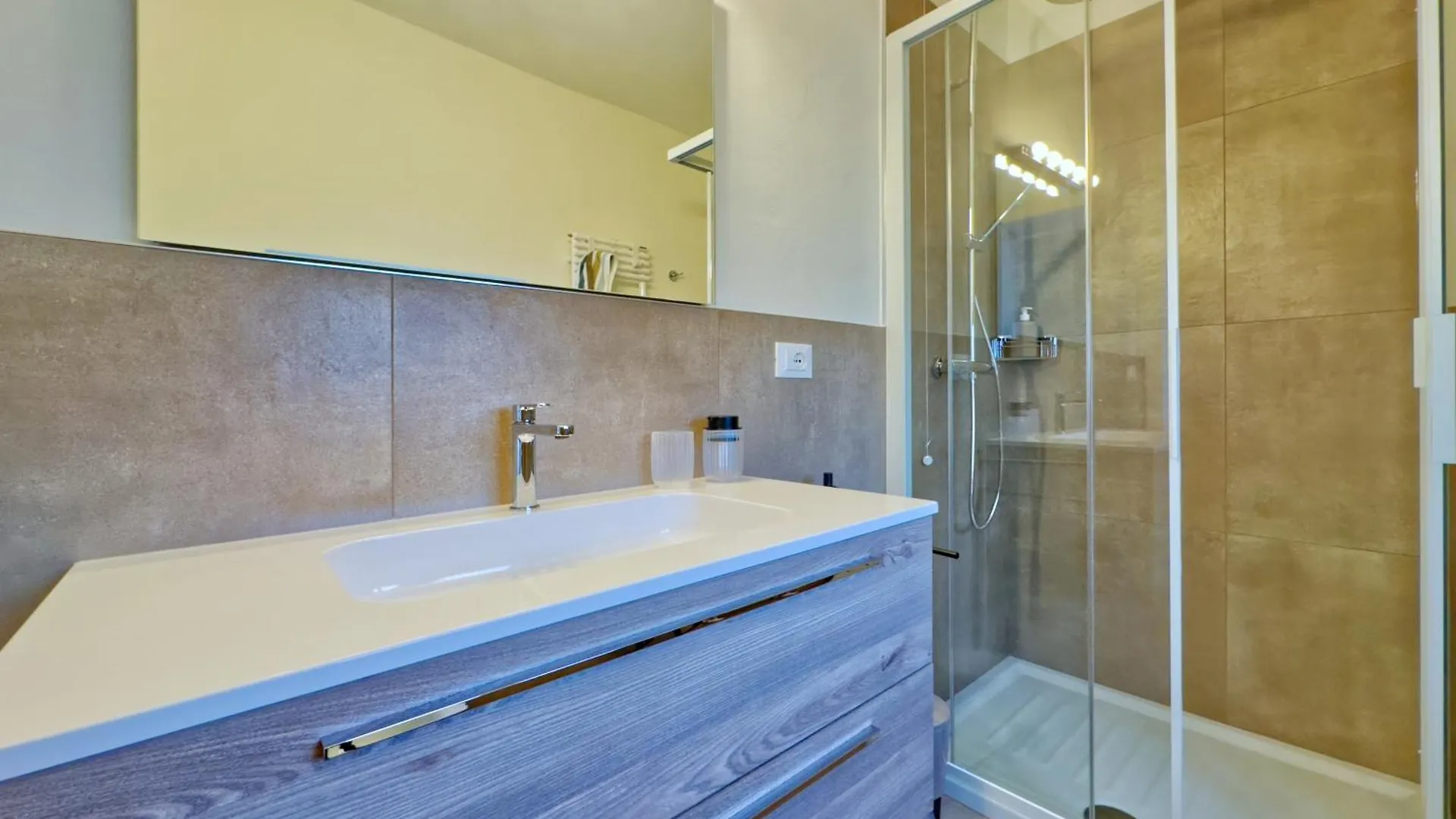 Basilica Palladiana Central & Cozy Apartment! Виченца Апартаменты