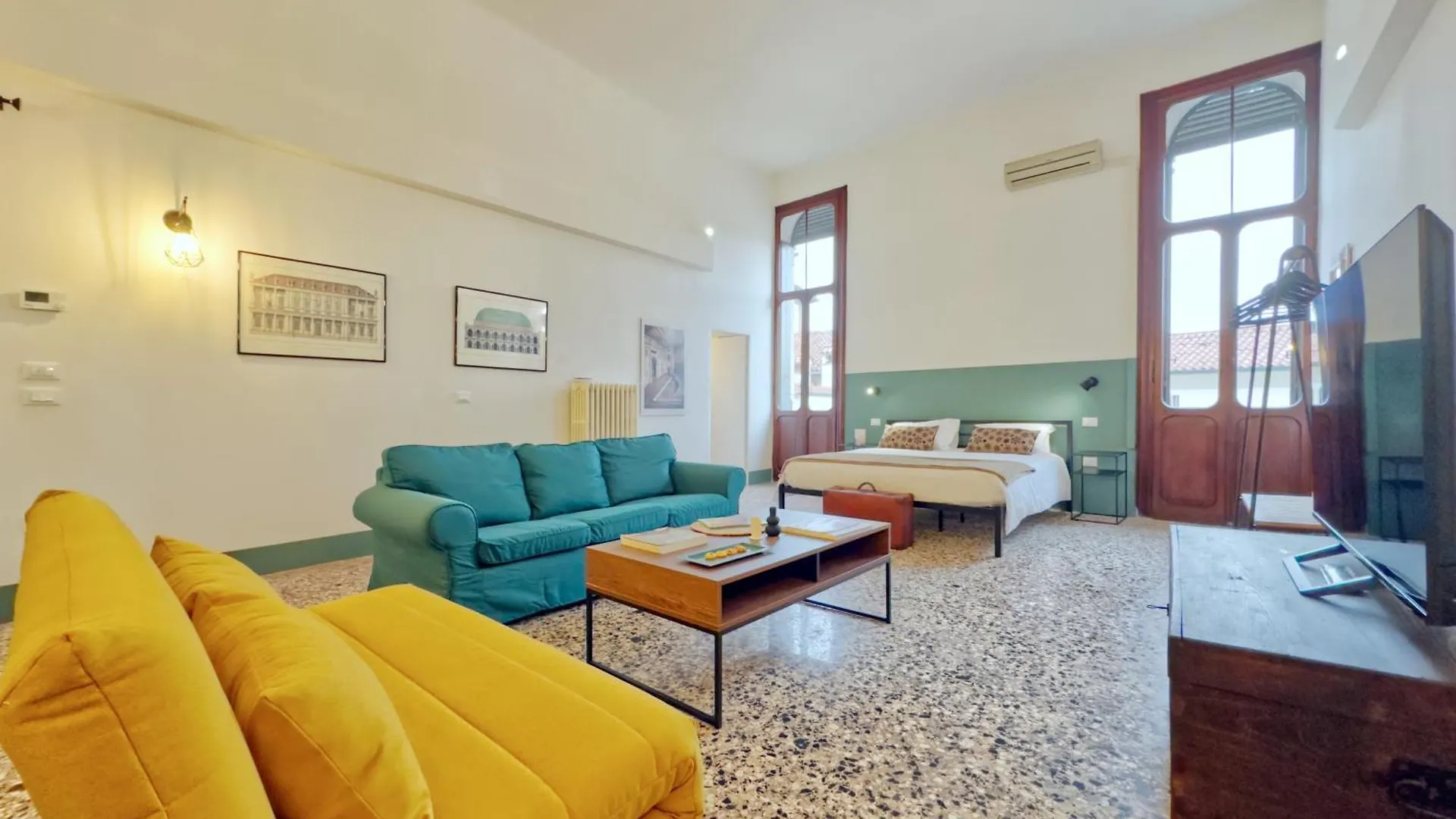 Apartment Basilica Palladiana Central & Cozy Apartment! Vicenza Italy