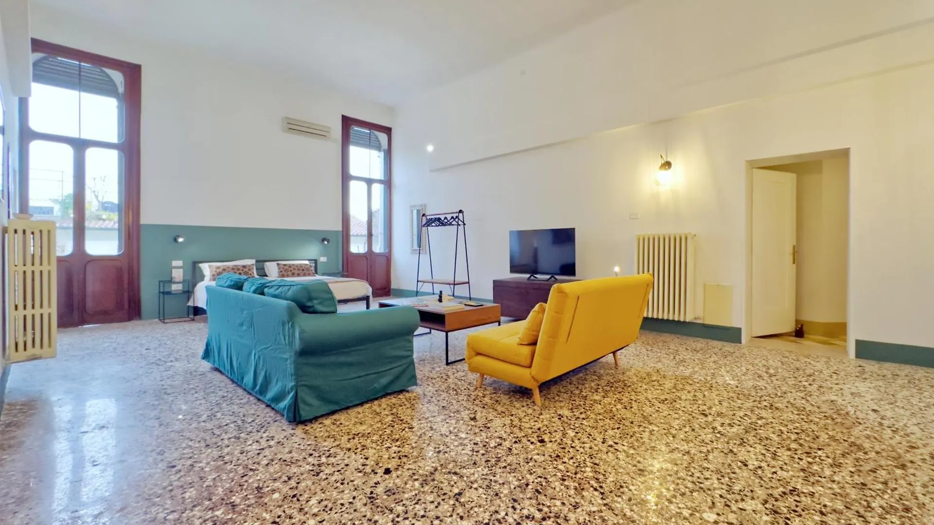 Апартаменты Basilica Palladiana Central & Cozy Apartment! Виченца
